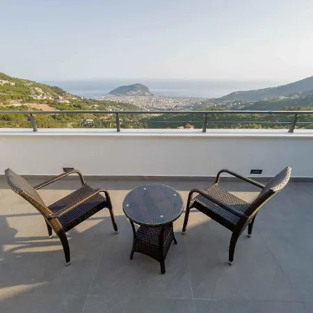 Luxury 5 Star With Stunning Views, White Wings 1002 *