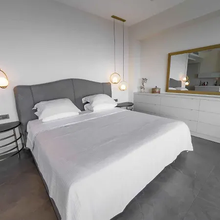 فيلة Luxury 5 Star With Stunning Views, White Wings 1002